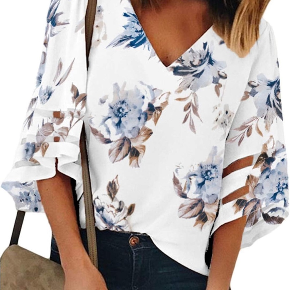Chic Floral V-Neck Blouse - White and Blue